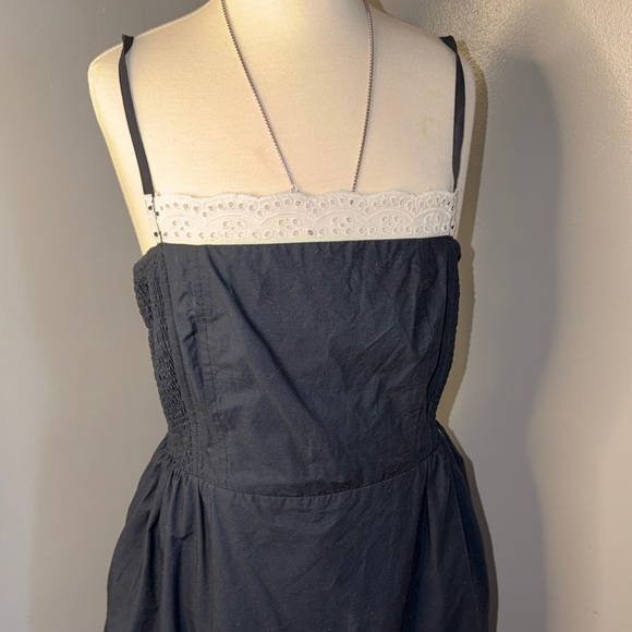 Anthropologie 100% Cotton Navy High-Low Dress with White Eyelet Trim - Picture 5 of 12